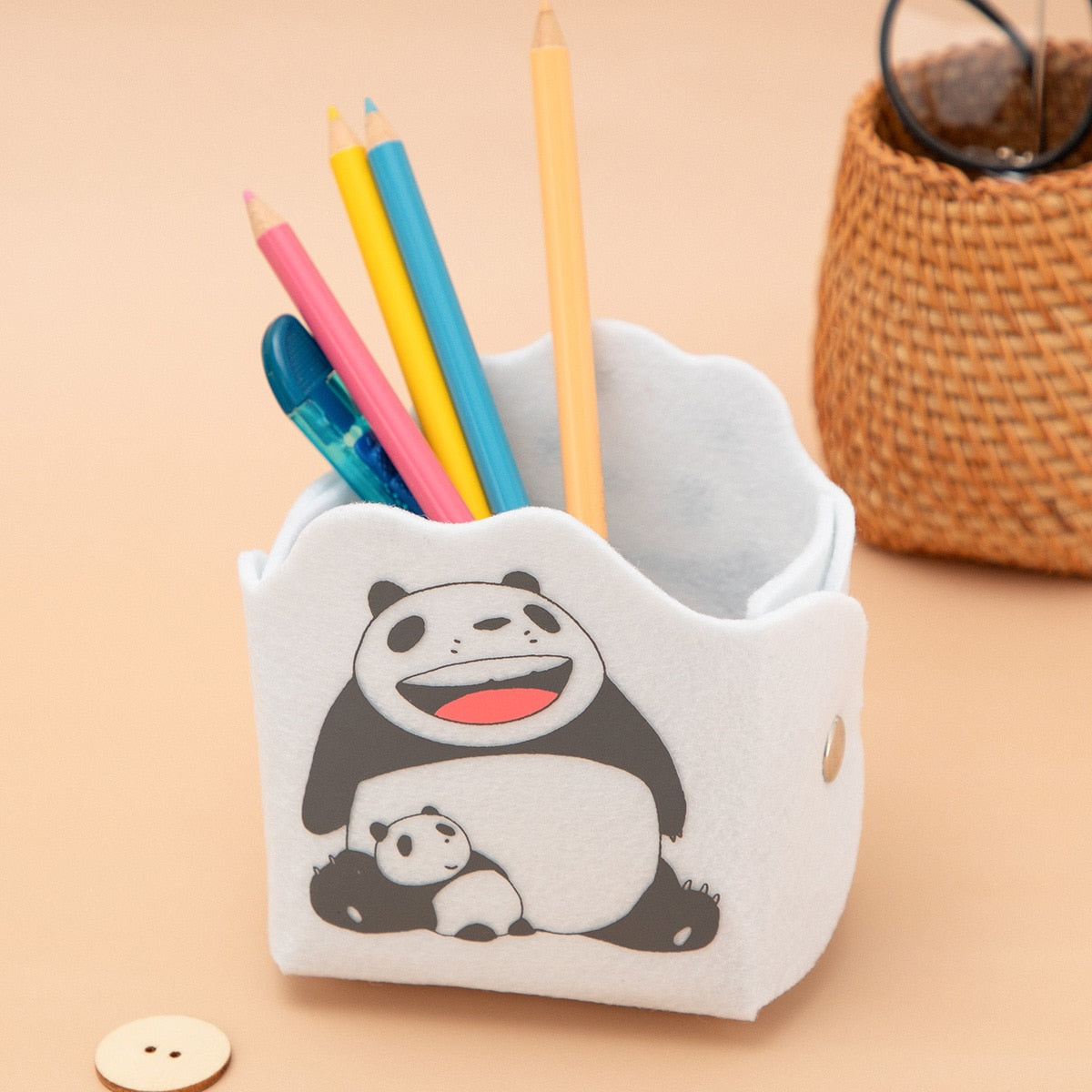 Panda! Go Panda! Felt Pen Holder Assembly Kit - official view 1