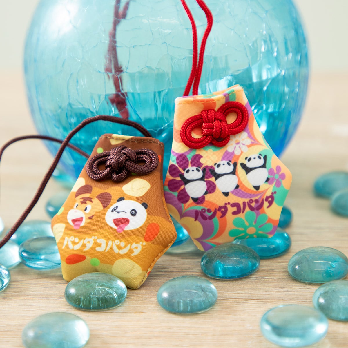Panda! Go Panda! - Happy Omamori Charm Collection, Sealed Box of 6 - RANDOM - official view 12