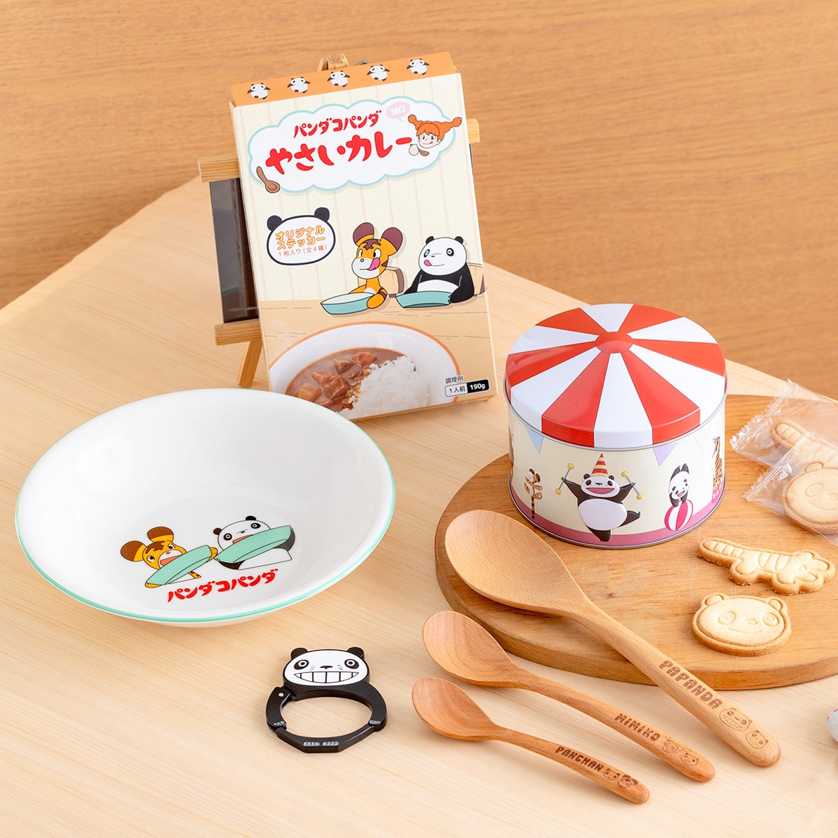 Panda! Go Panda! Mild Vegetable Curry with Random Bonus Sticker - official view 8