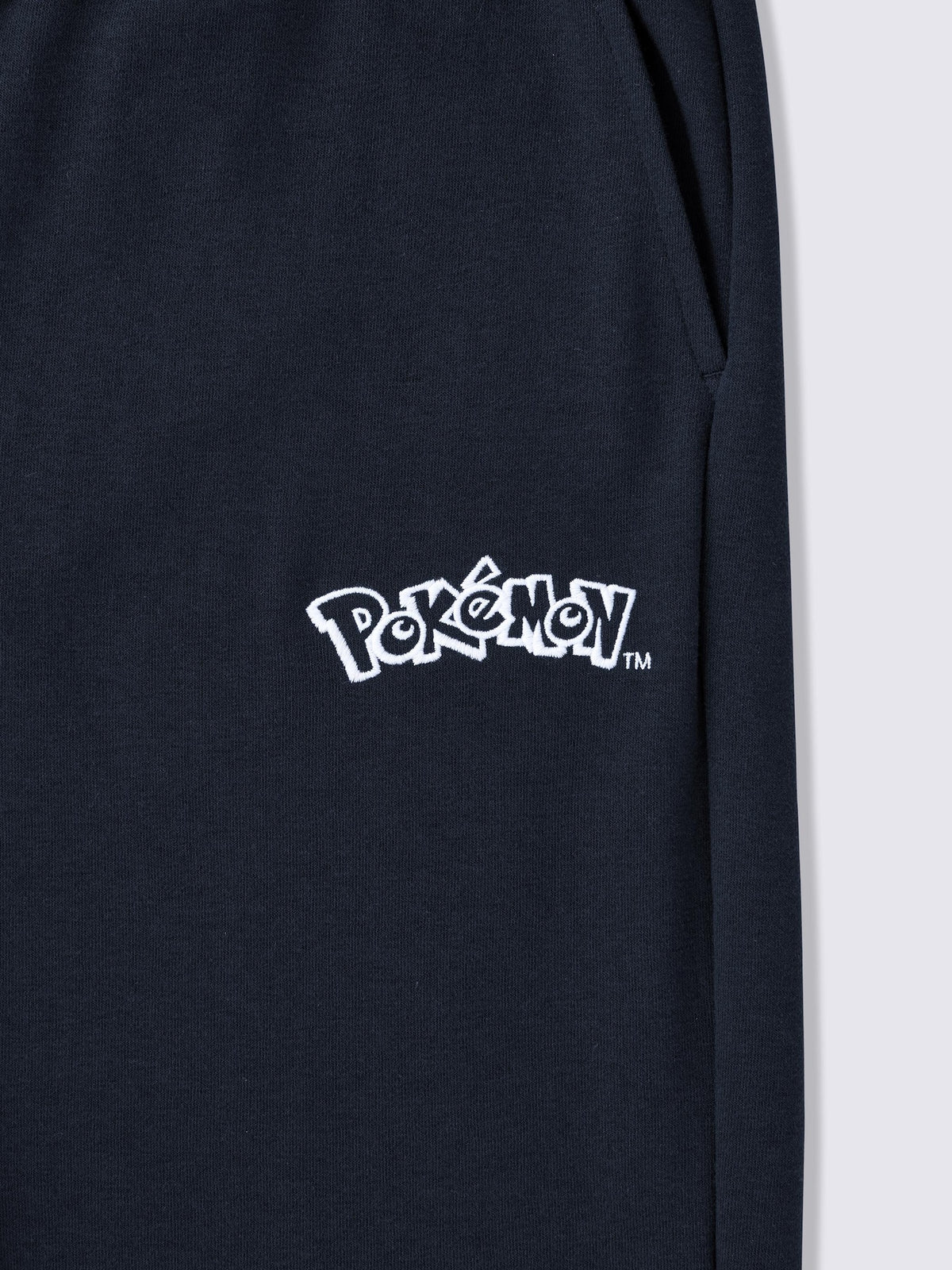 Pokemon x GU Snorlax Long-Sleeve Lounge Set — Navy — official view 3