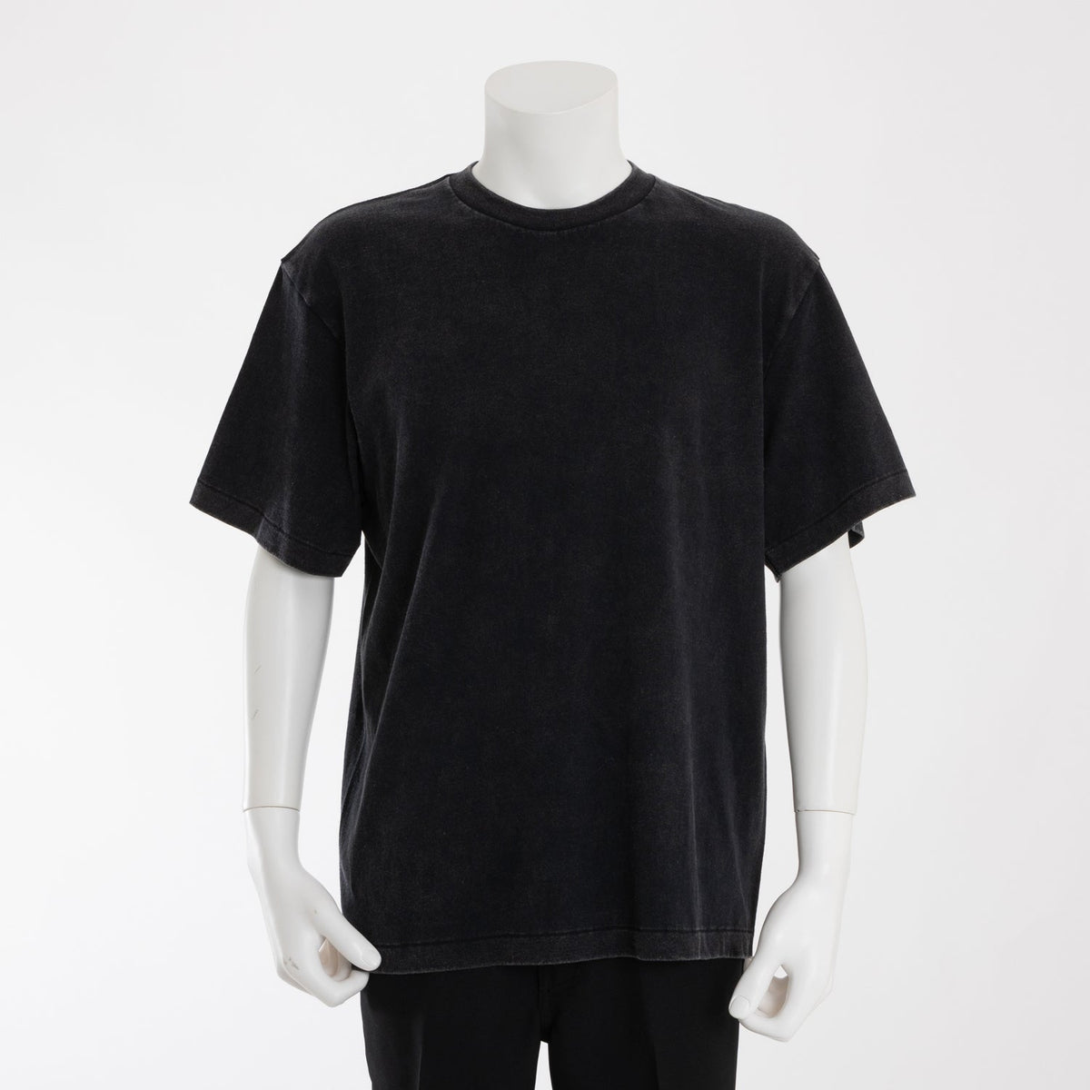 SEKIRO: NO DEFEAT SuperGroupies Wolf and Kuro Black T-shirt, official product photo 5