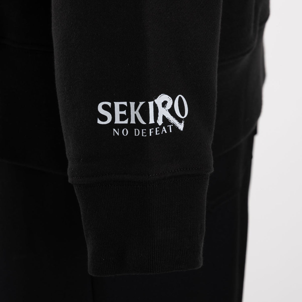 SEKIRO: NO DEFEAT SuperGroupies Wolf vs. Genichiro Ashina Hoodie, official product photo 4