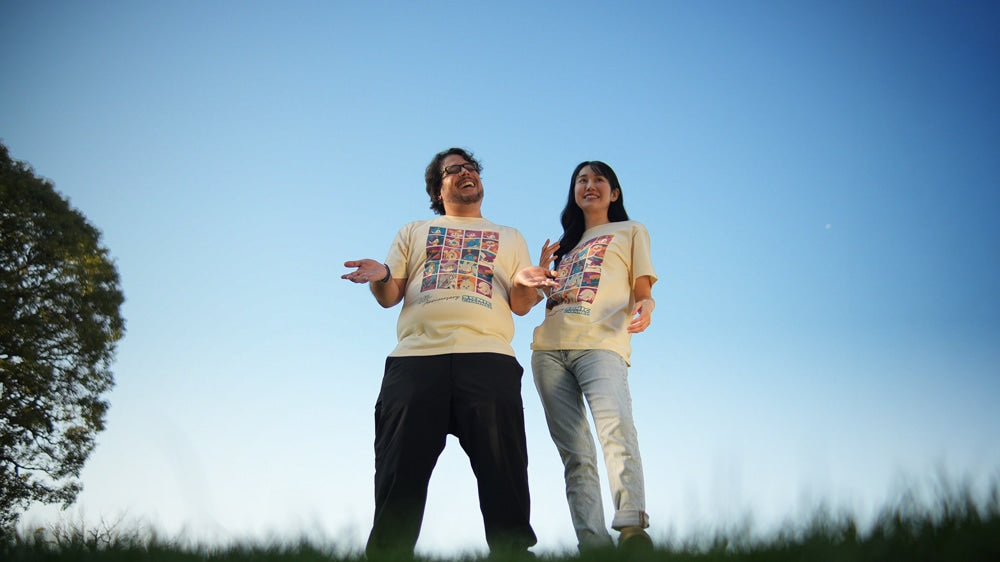 Sonic Channel anniversary T-shirt official outdoor model photograph