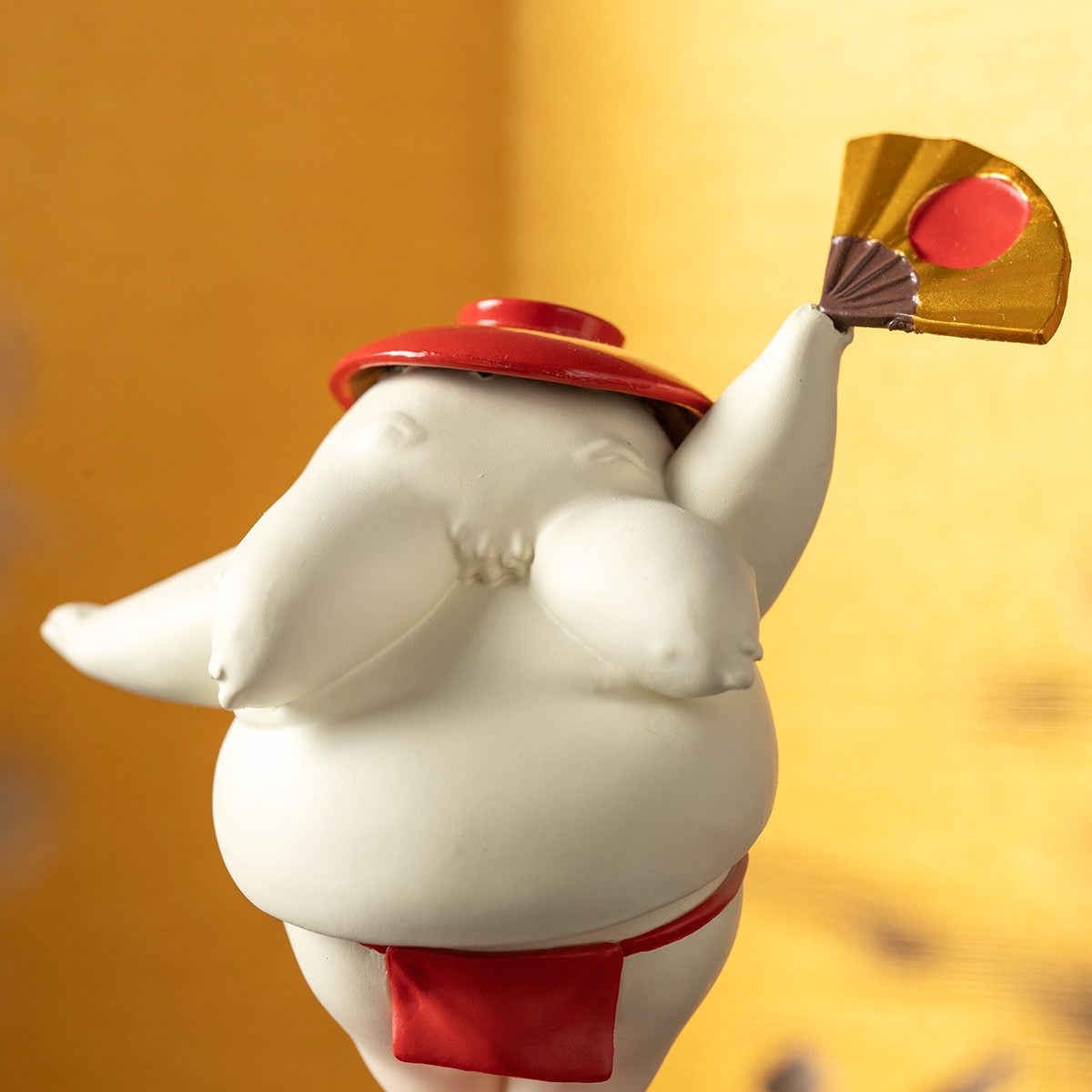 Spirited Away GBL Oshira-sama Mini Bobblebody Figure - official view 4