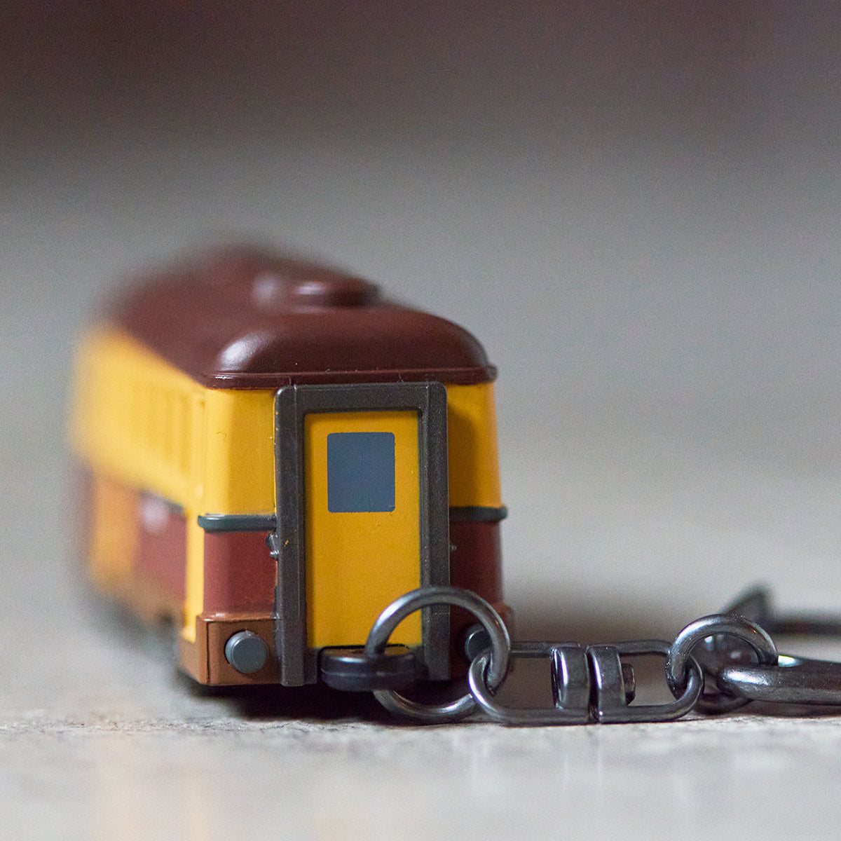 Spirited Away - GBL Sea Railway Light-Up Keyring - official view 10