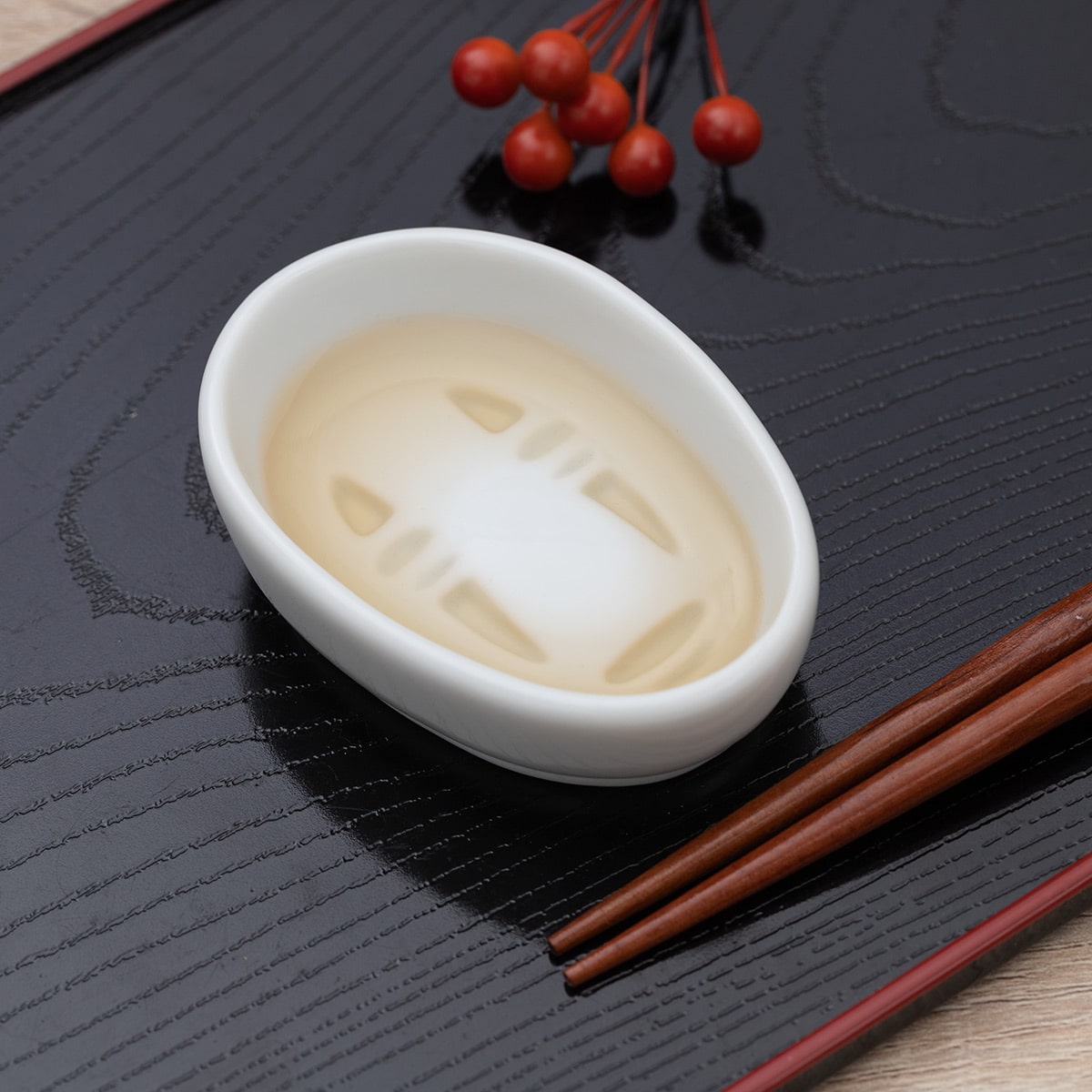 Spirited Away No-Face Porcelain Soy Sauce Dish - official view 2