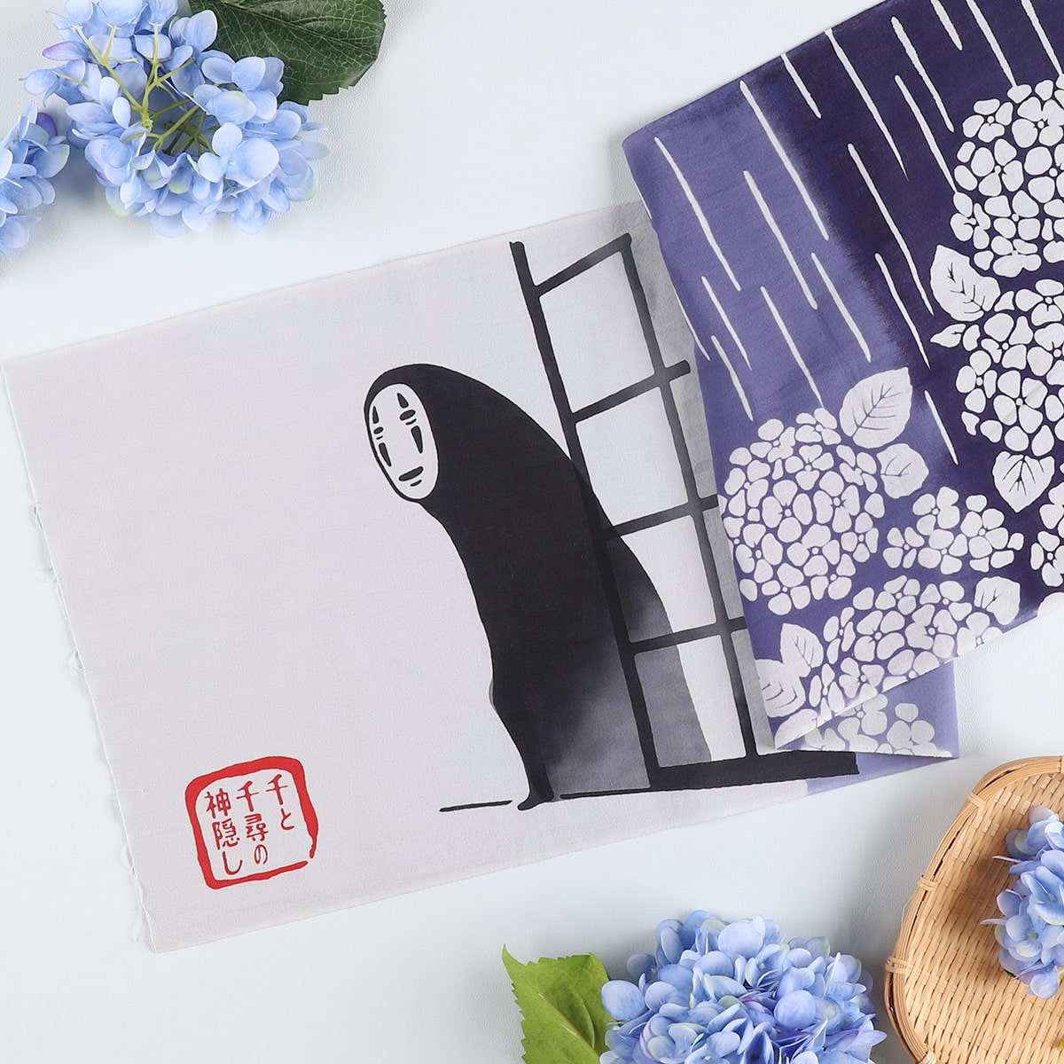 Spirited Away No-Face Rainy Night Chusen Tenugui - official view 2
