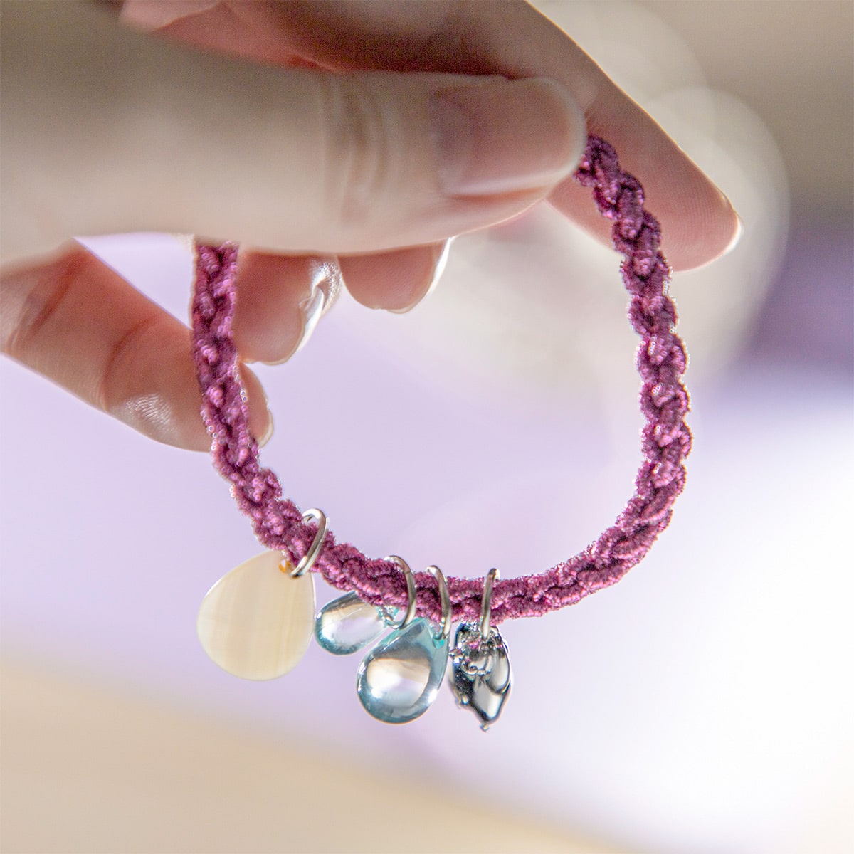 Spirited Away Unforgettable Memories Shell Hair Tie - official view 3