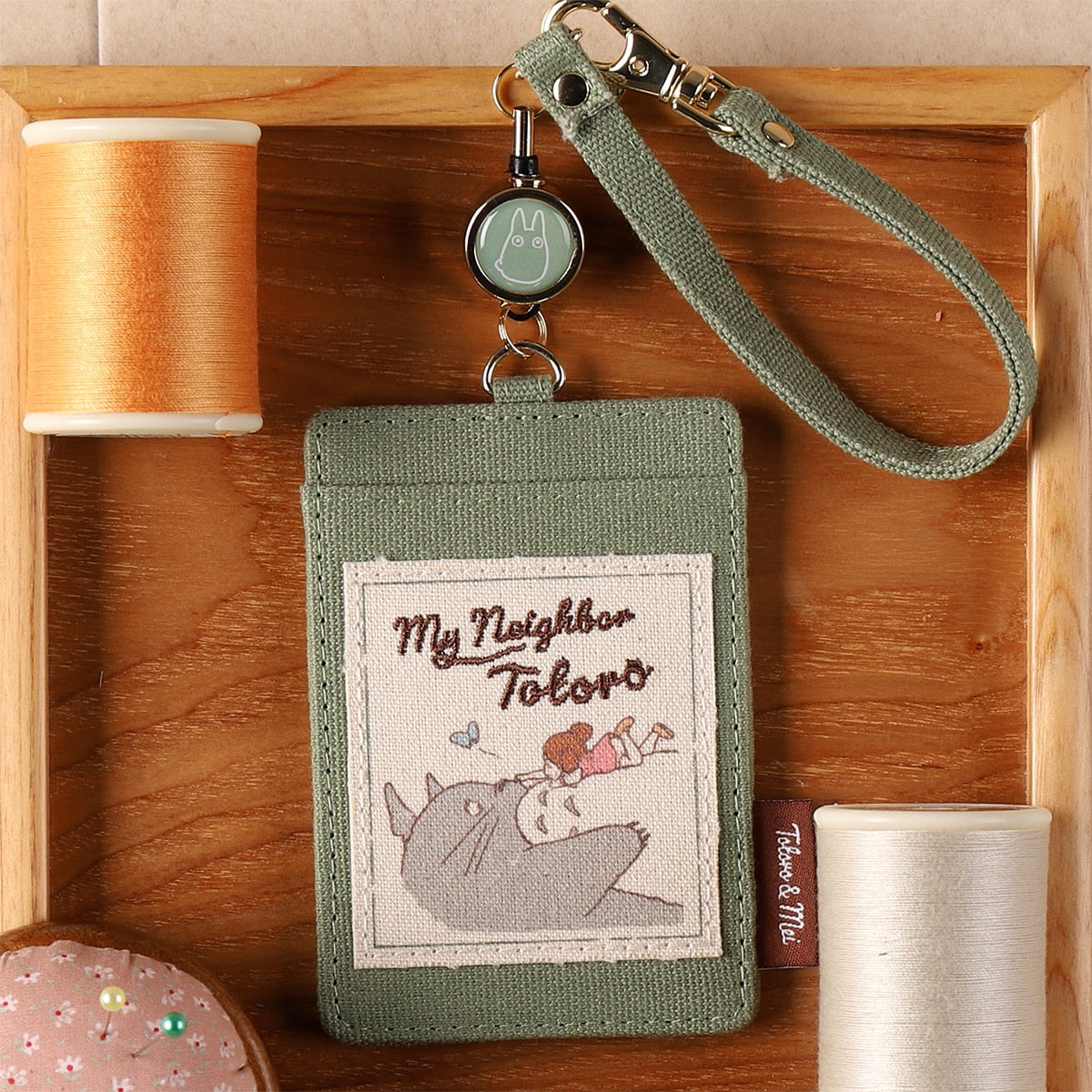 Studio Ghibli - Colour Reel Pass Cases (3 Types) - Totoro and Mei - official view 1