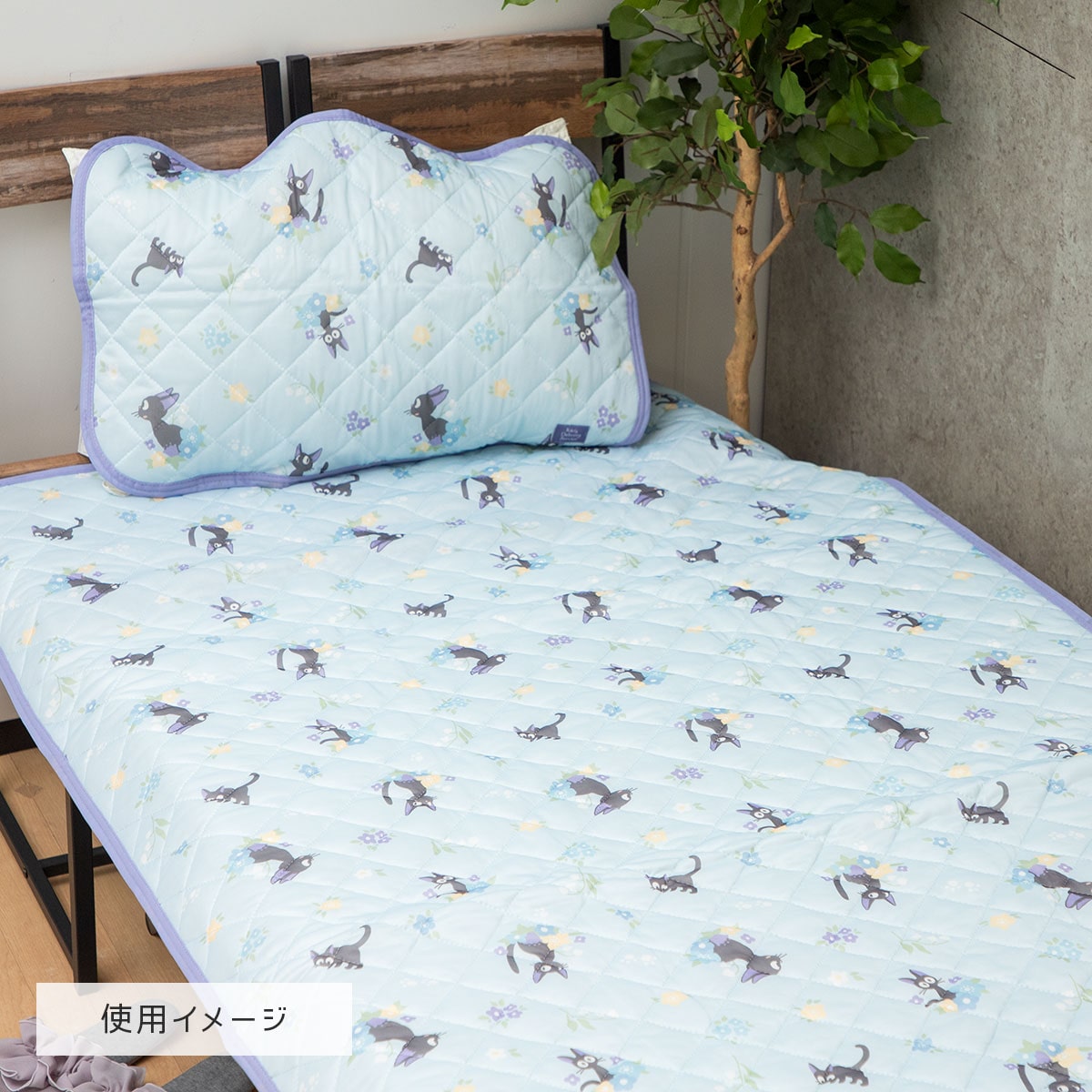 Studio Ghibli Cool-Touch Bed Pads (3 Types) - Jiji Ice Blue - official view 14