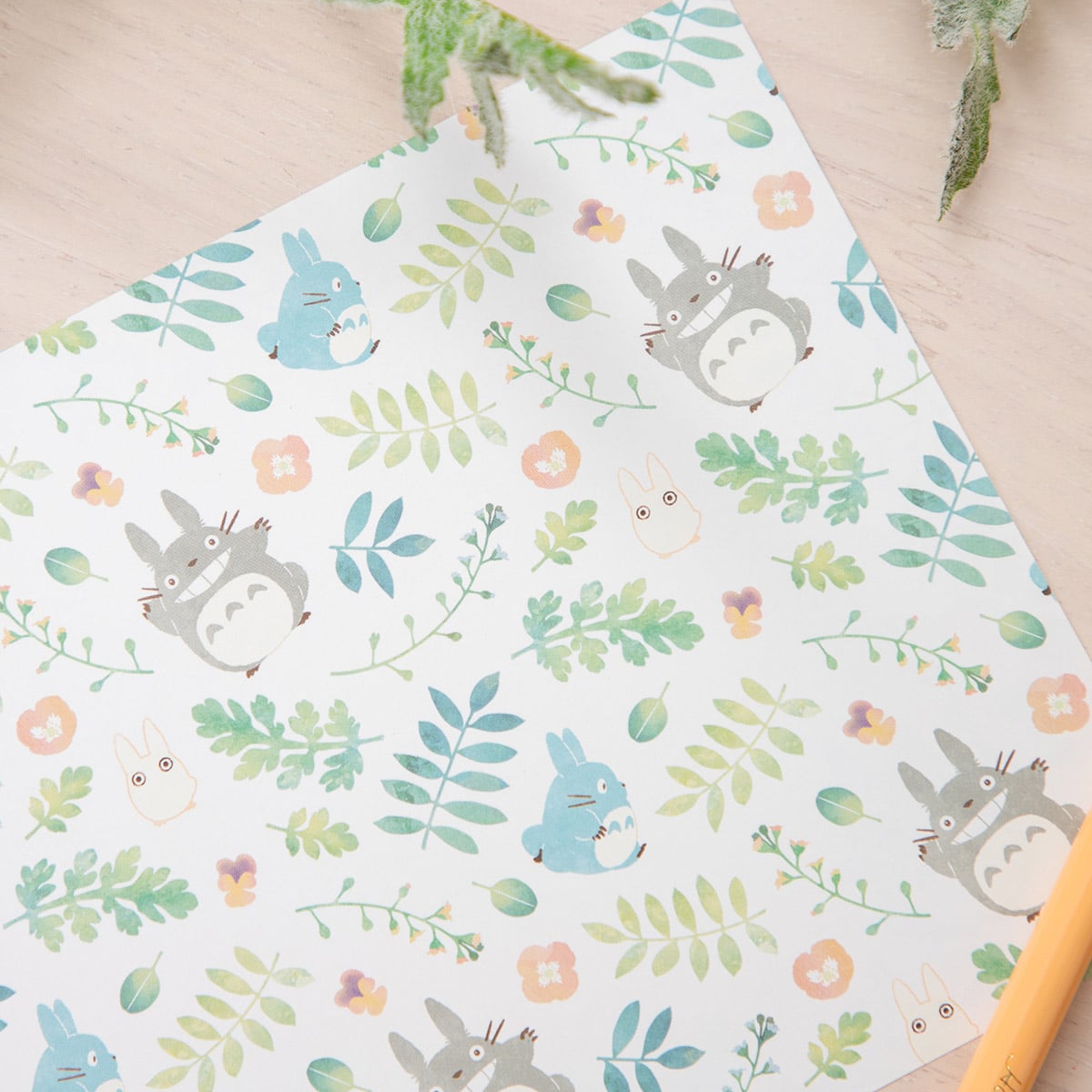 Studio Ghibli Illustrated Memo Pads (2 Types) - Totoro Colourful Leaves - official view 5