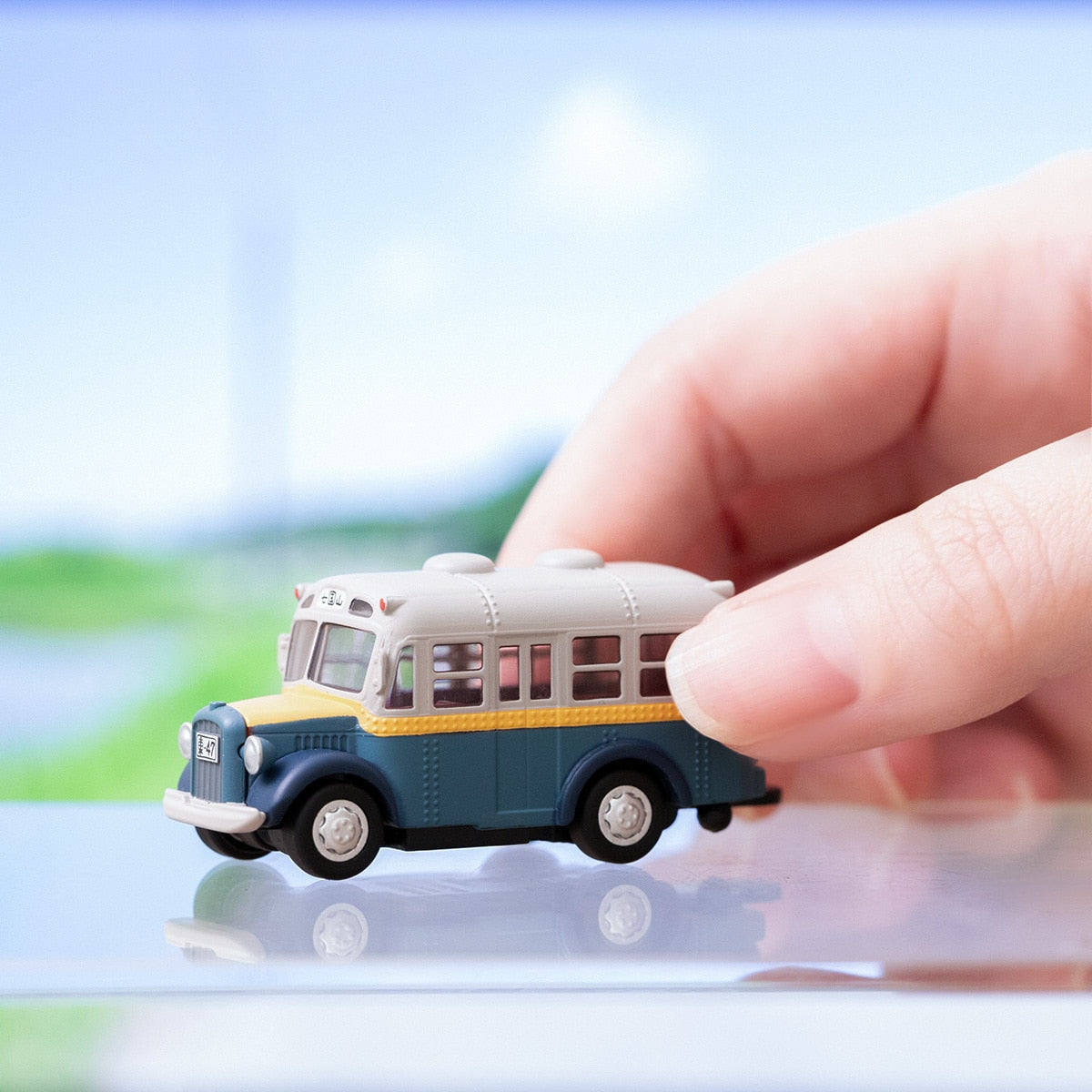 Studio Ghibli - Pullback Keyrings (7 Types) - Totoro Bonnet Bus - PBK-02 - official view 19