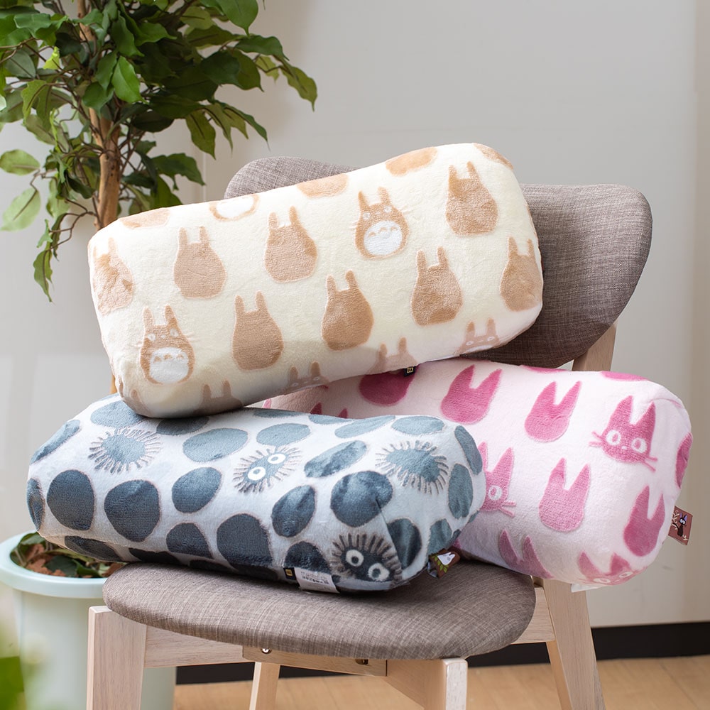 Studio Ghibli Textured Lumbar Cushions (3 Types) - Totoro Soot Sprites - official view 7