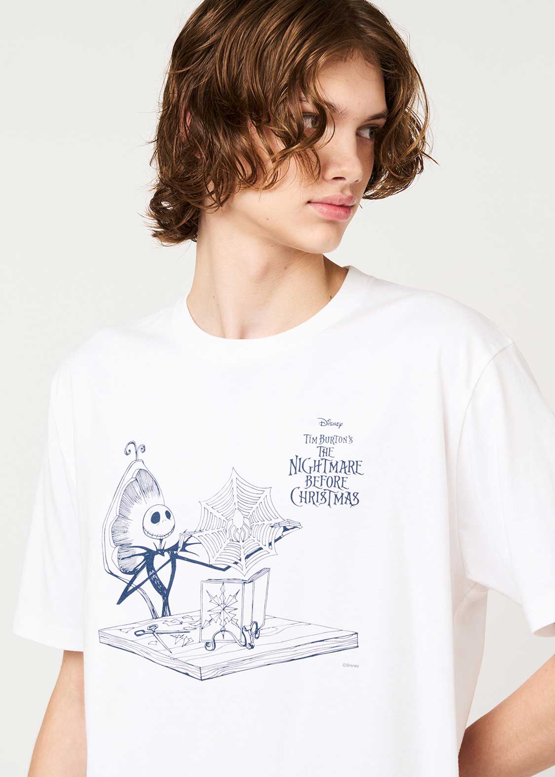 The Nightmare Before Christmas Graniph Christmas Research T-shirt, official product photo 6