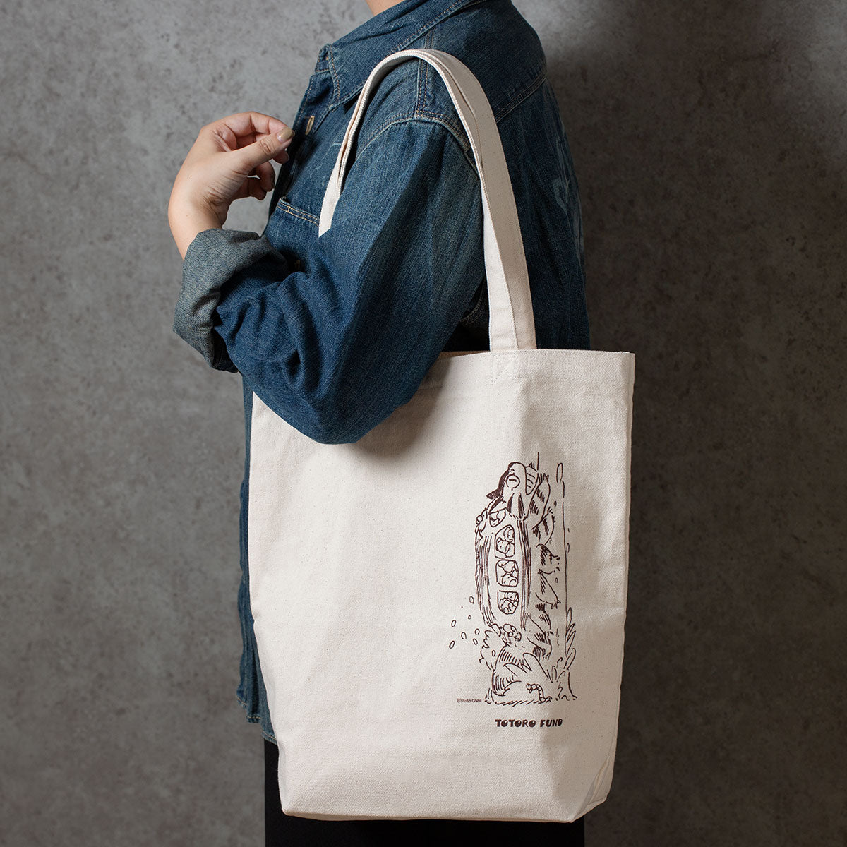 Totoro Fund Catbus Vertical Canvas Tote Bag - official view 5