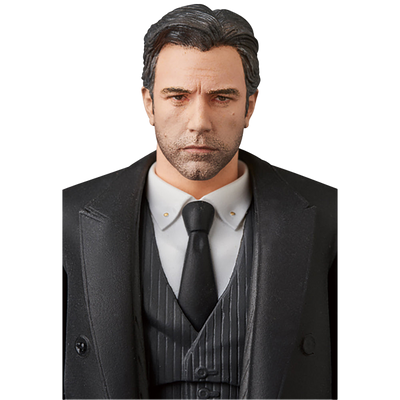 MAFEX No.076 - BRUCE WAYNE