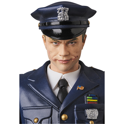 MAFEX No.062 - THE JOKER (Cop Ver.)