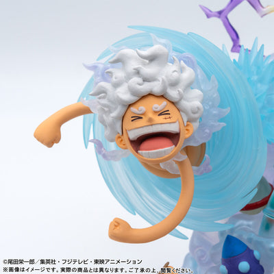 One Piece World Collectible Figure Premium - Monkey D. Luffy Gear5 Special