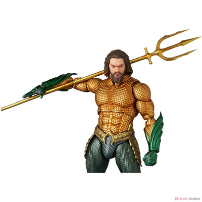 MAFEX No.267 - AQUAMAN (GOLD & GREEN SUIT)