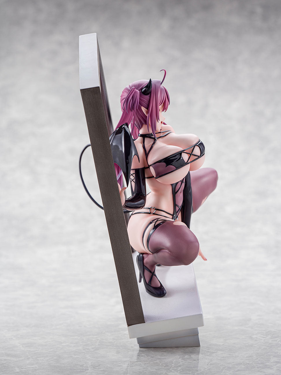 1/6 Scale Pre-Painted Figure Deluxe Edition - Succubus Mieru [Pre-Order Jan 2027]