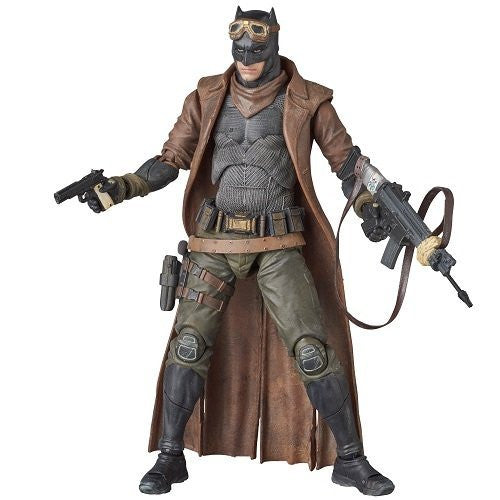 MAFEX No.031 - KNIGHTMARE BATMAN