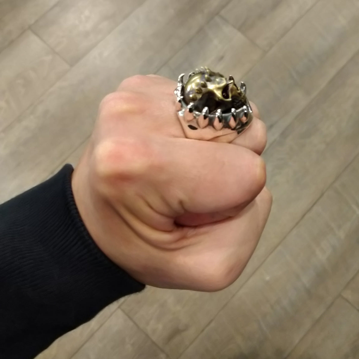 [The Great Berserk Exhibition] Ring: Skull Knight