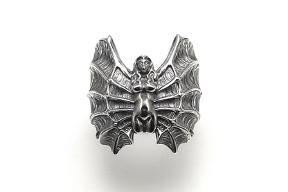 [The Great Berserk Exhibition] Ring: Horse-shaped pectoral ornament