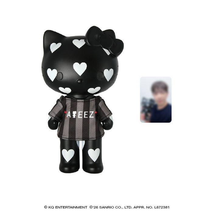 ATEEZ x Hello Kitty Black Series - Heart Figure With T-shirt + 1 pc Included (8 Types) [Pre-Order Fall 2026]