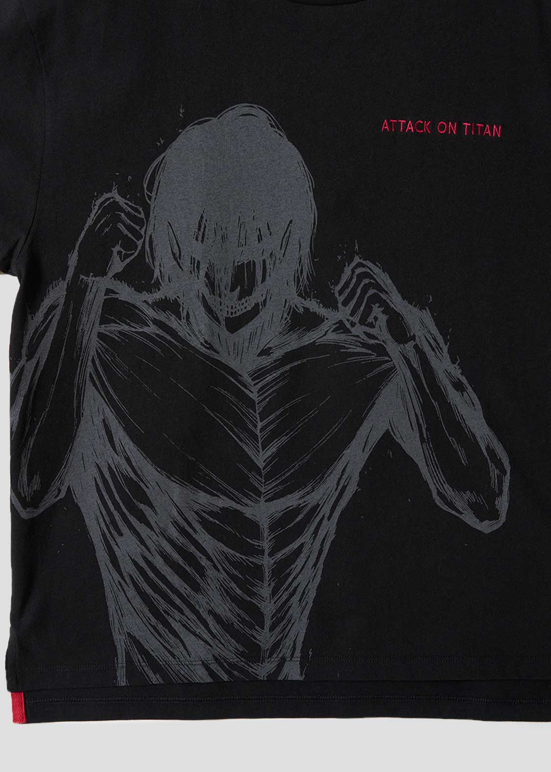 Attack on Titan X Graniph Fashion Collection - The 15m Confrontation Big Silhouette T-Shirt [Release Sep 8,2026]