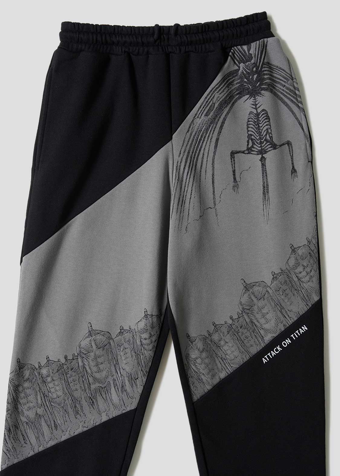 Attack on Titan X Graniph Fashion Collection - The Rumbling Sweat Pants [Release Sep 8,2026]