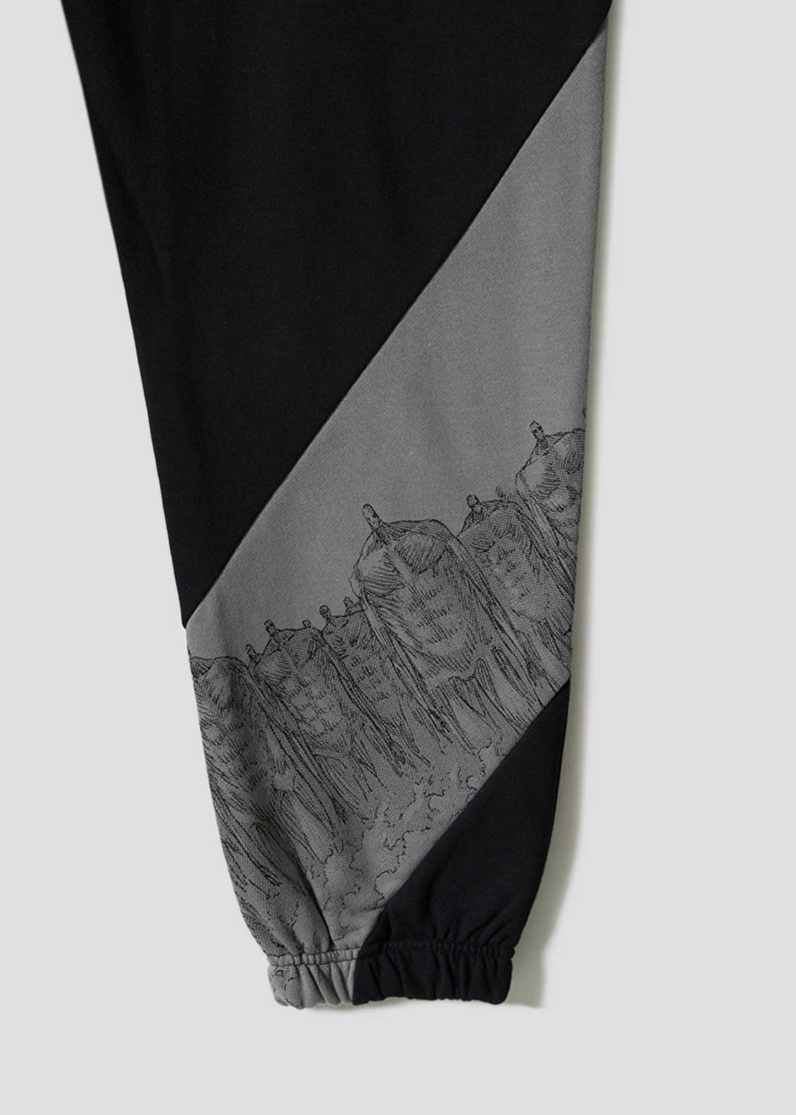 Attack on Titan X Graniph Fashion Collection - The Rumbling Sweat Pants [Release Sep 8,2026]