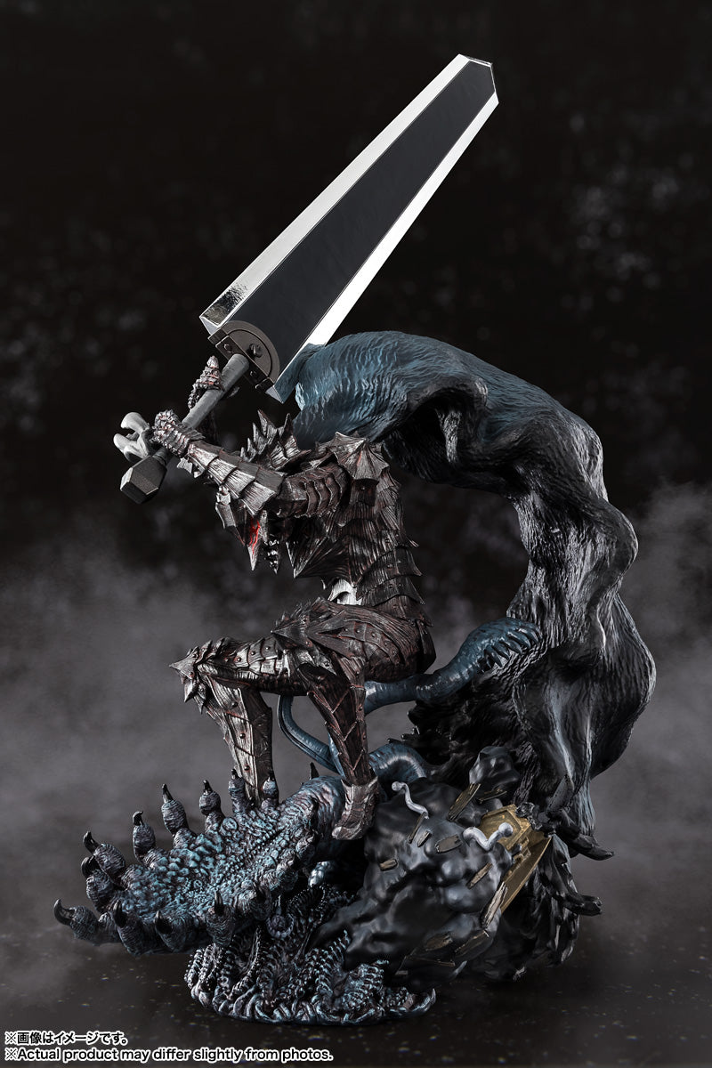 Berserk Figuarts Zero Touche Metallique - Guts (Berserker Armor)