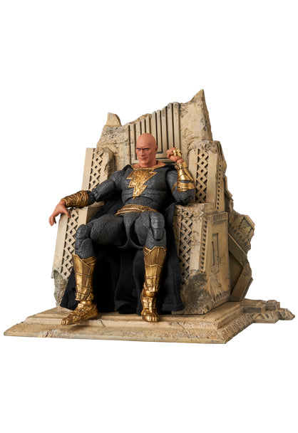 DC Comics Mafex - Black Adam gold Suit [Pre-Order Feb 2026