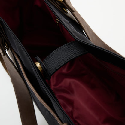 Bloodborne x SuperGroupies - Clock Tower Maria Model 2-Way Tote Bag Bloodborne [Pre-Order Nov 2026]