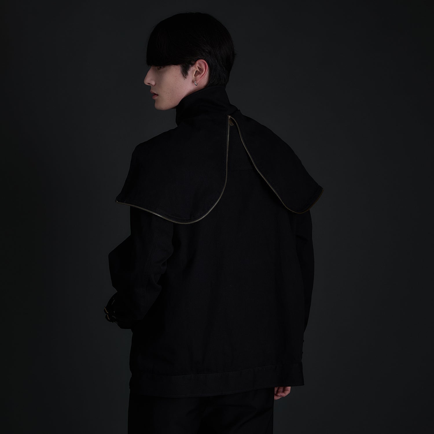 Bloodborne x SuperGroupies - Hunter Model Outerwear Bloodborne [Pre-Order Nov 2026]