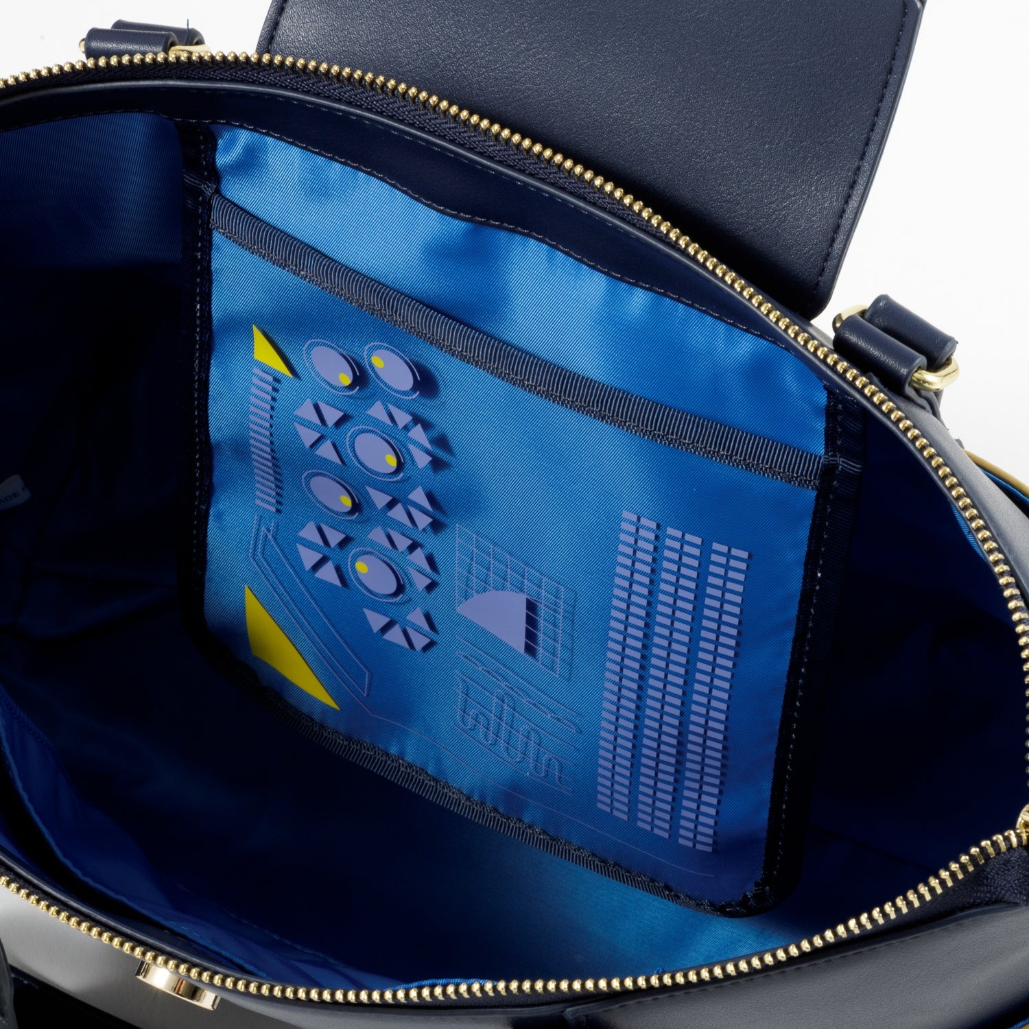 Character Vocal Series 01 x Super Groupies - Kaito Model Tote Bag [Pre-Order Nov 2026]