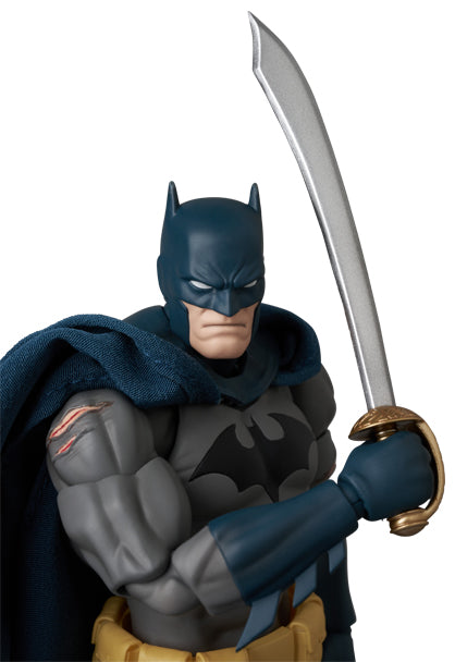 DC Comics Batman Mafex - Batman Damage Ver.  [Pre-Order Sep 2026]