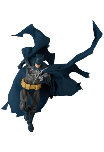 DC Comics Batman Mafex - Batman Damage Ver. [Pre-Order Sep 2026
