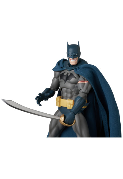 MAFEX Batman 2種セット MAFEX Batman Knightfall Bane & Knight Crusader Batman Figure Set