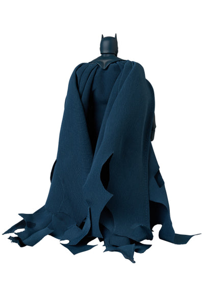 DC Comics Batman Mafex - Batman Damage Ver. [Pre-Order Sep 2026]