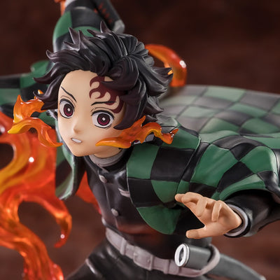 Demon Slayer Figuartszero - Tanjiro Kamado Rengoku Tsuba Ver.
