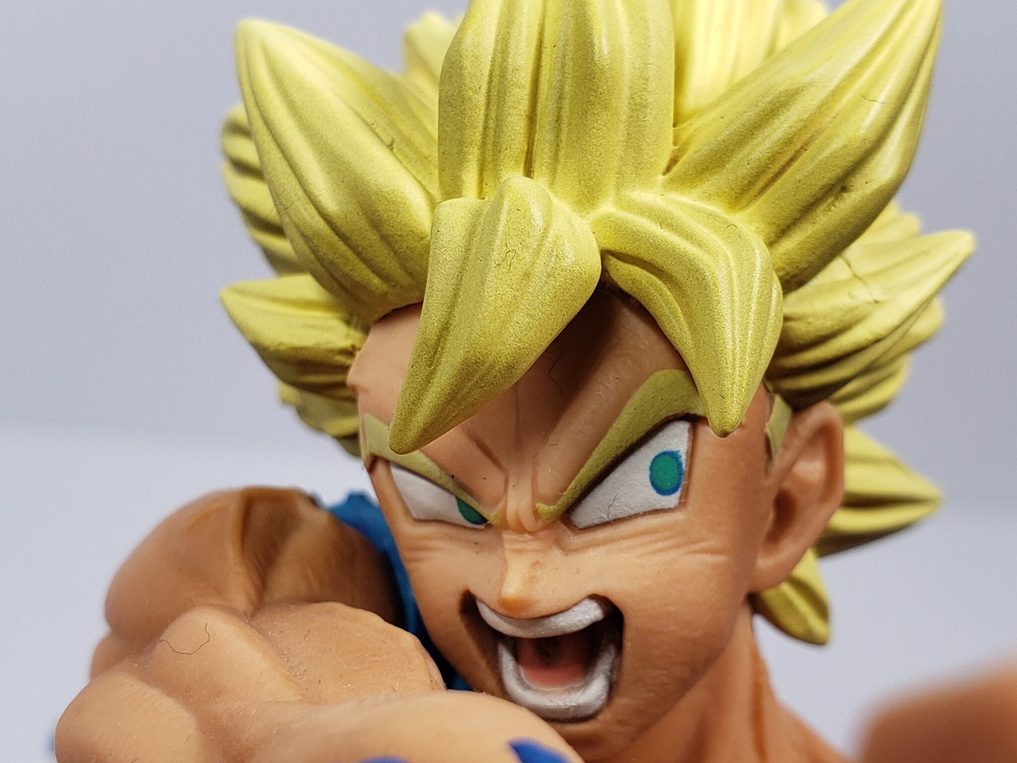 DRAGON BALL Z BANPRESTO WORLD FIGURE COLOSSEUM TENKAICHI BUDOKAI PART 1 - SUPER SAIYAN SON GOKU FULL COLOR