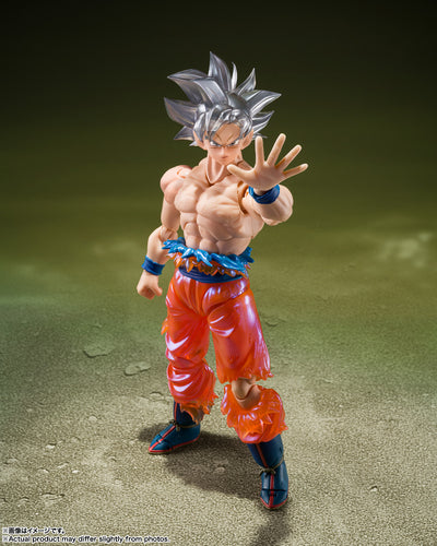 Dragon Ball S.H.Figuarts Japan Exclusive Figure - Son Goku Ultra Instinct Limits Super Surpassed