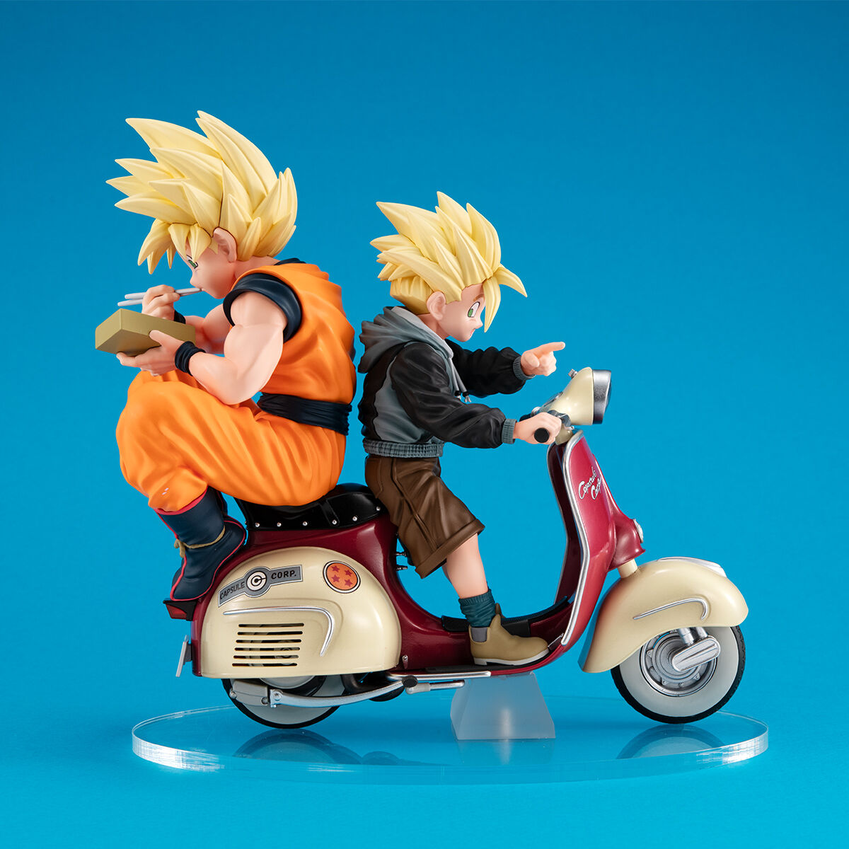 Dragon Ball Z Figure Real McCoy EX Super Saiyan Son Goku & Super Saiyan Son Gohan & Bike