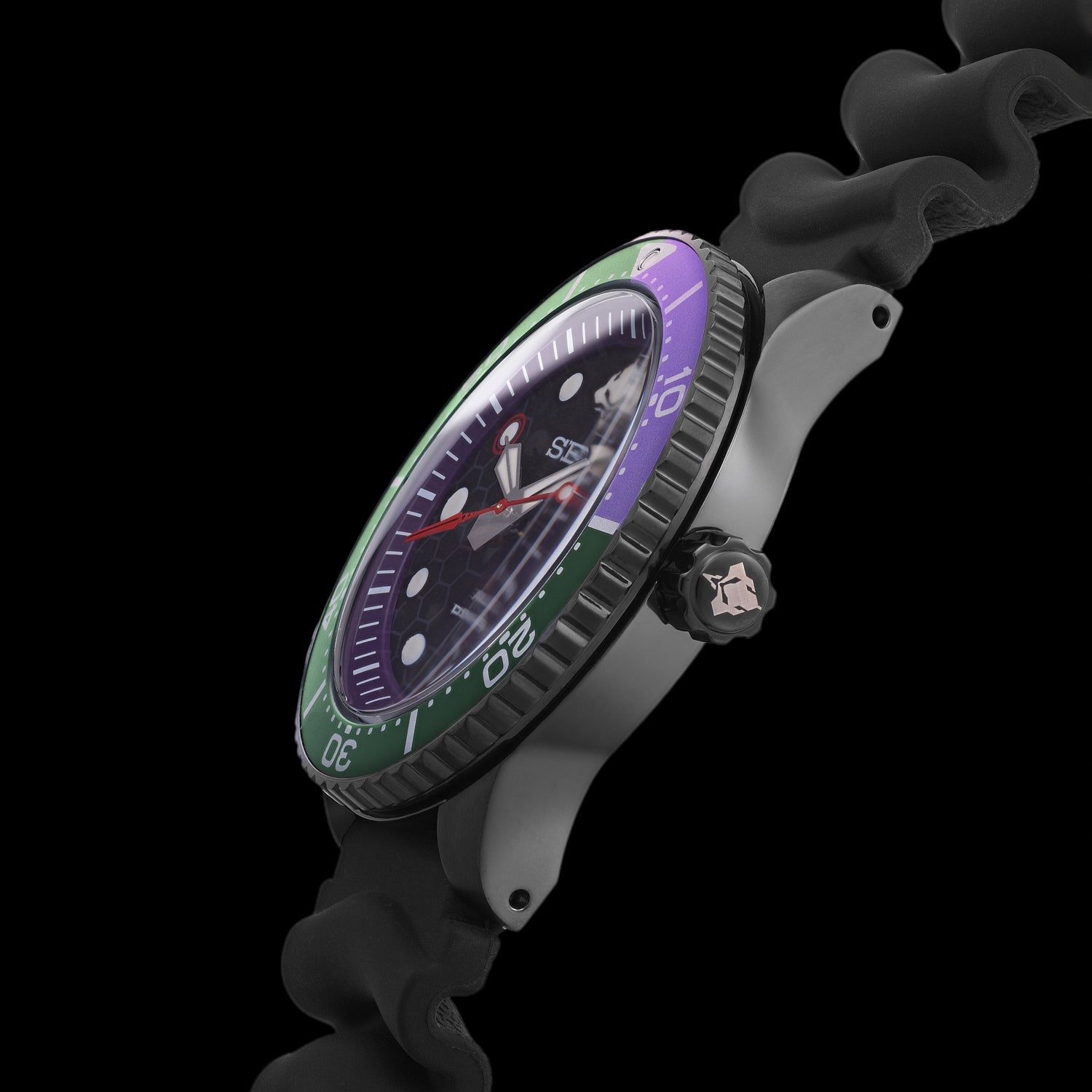 Evangelion x Seiko Collaboration -  EVA-01 Diver's Watch EVA-01 Model [Pre-Order Mar 2026]