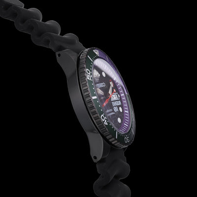 Evangelion x Seiko Collaboration -  EVA-01 Diver's Watch EVA-01 Model [Pre-Order Mar 2026]