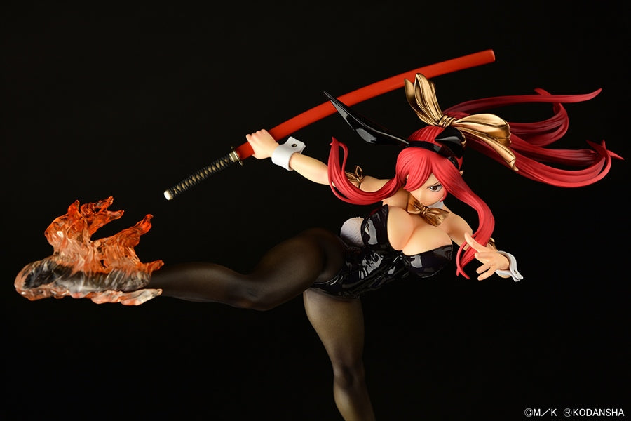 Fairy Tail - Erza Scarlet High Kick Ver. Bunny White Red or Black
