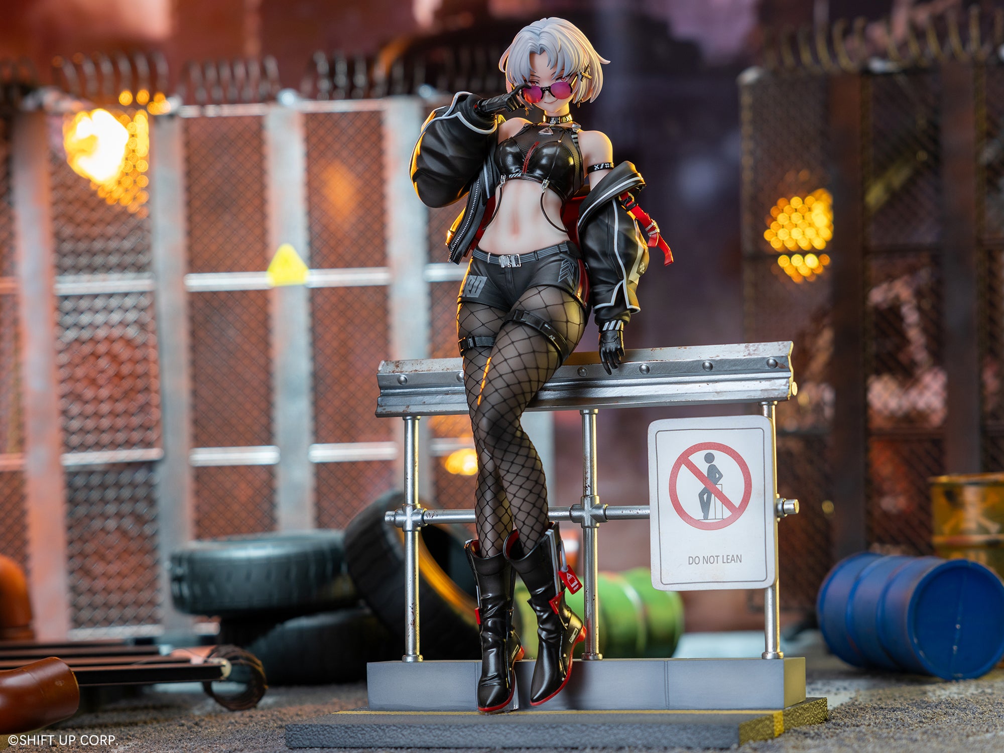 Goddess of Victory Nikke 1/6 Scale Figure - Drake Villain Racer Standard Edition [Pre-Order Sep 2026]