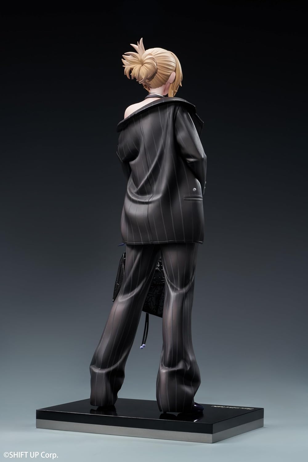 Goddess of Victory Nikke 1/7 Scale Figure - Grave Beautiful You Deluxe Edition [Pre-Order Jul 2026]