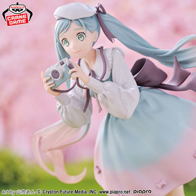 Hatsune Miku Holiday Memories Figure - Hatsune Miku Camera